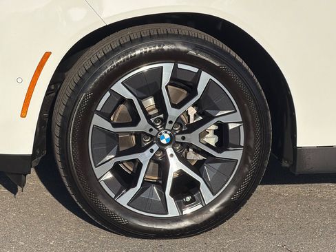 Used 2025 BMW X3 xDrive30i w/ Premium Package image 38