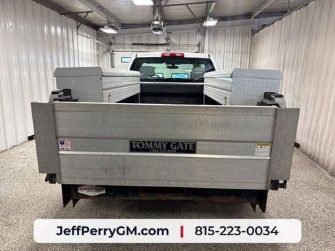 Used 2016 GMC Sierra 1500 2WD Regular Cab image 4