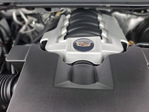 Used 2016 Cadillac Escalade 2WD image 24