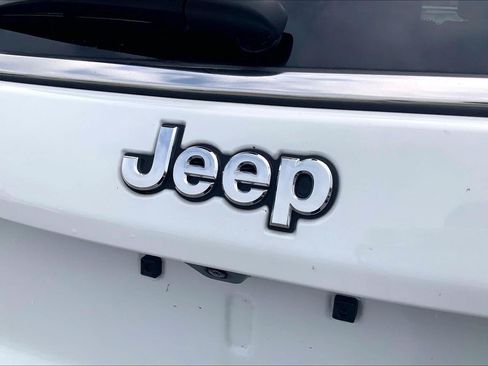 Used 2025 Jeep Compass Limited AWD/4WD image 29