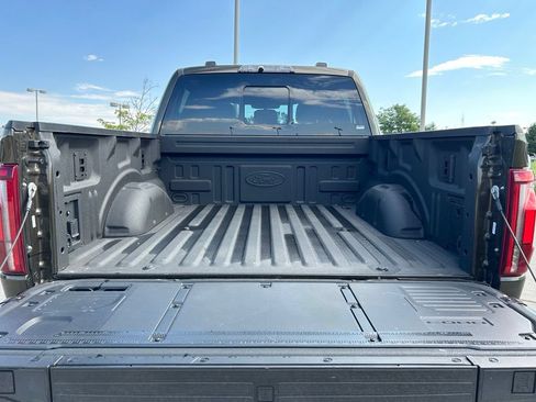 Used 2025 Ford F150 Raptor AWD/4WD image 28