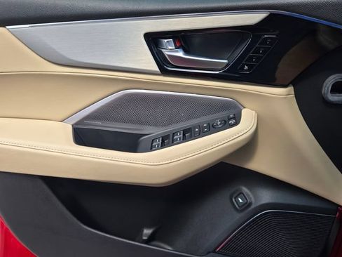 Certified 2025 Acura MDX FWD w/ Technology Package image 29