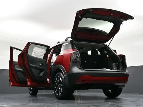 New 2026 Nissan Kicks SV w/ SV Premium Package image 35