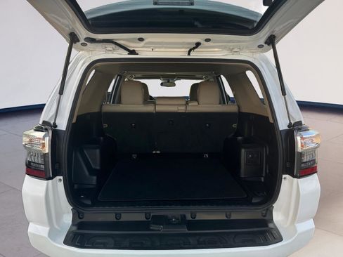 Used 2014 Toyota 4Runner SR5 Premium image 19