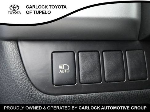 Used 2019 Toyota Highlander LE FWD image 19