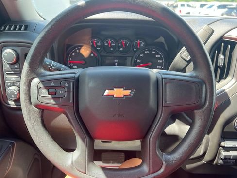 Used 2025 Chevrolet Silverado 2500 Custom w/ Custom Convenience Package AWD/4WD image 12
