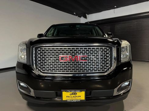 Used 2015 GMC Yukon Denali w/ Open Road Package AWD/4WD image 2