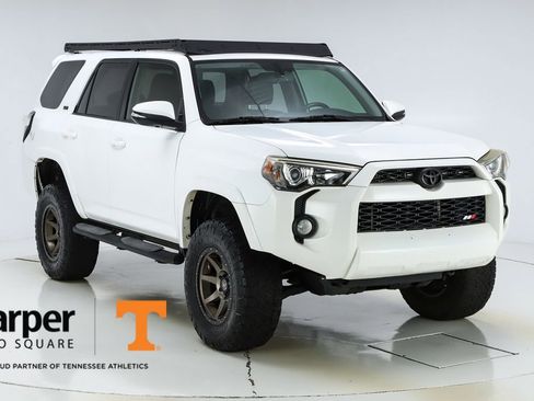 Used 2014 Toyota 4Runner 4WD image 15
