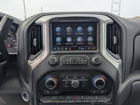 Used 2021 Chevrolet Silverado 1500 LT Trail Boss w/ Convenience Package II image 15