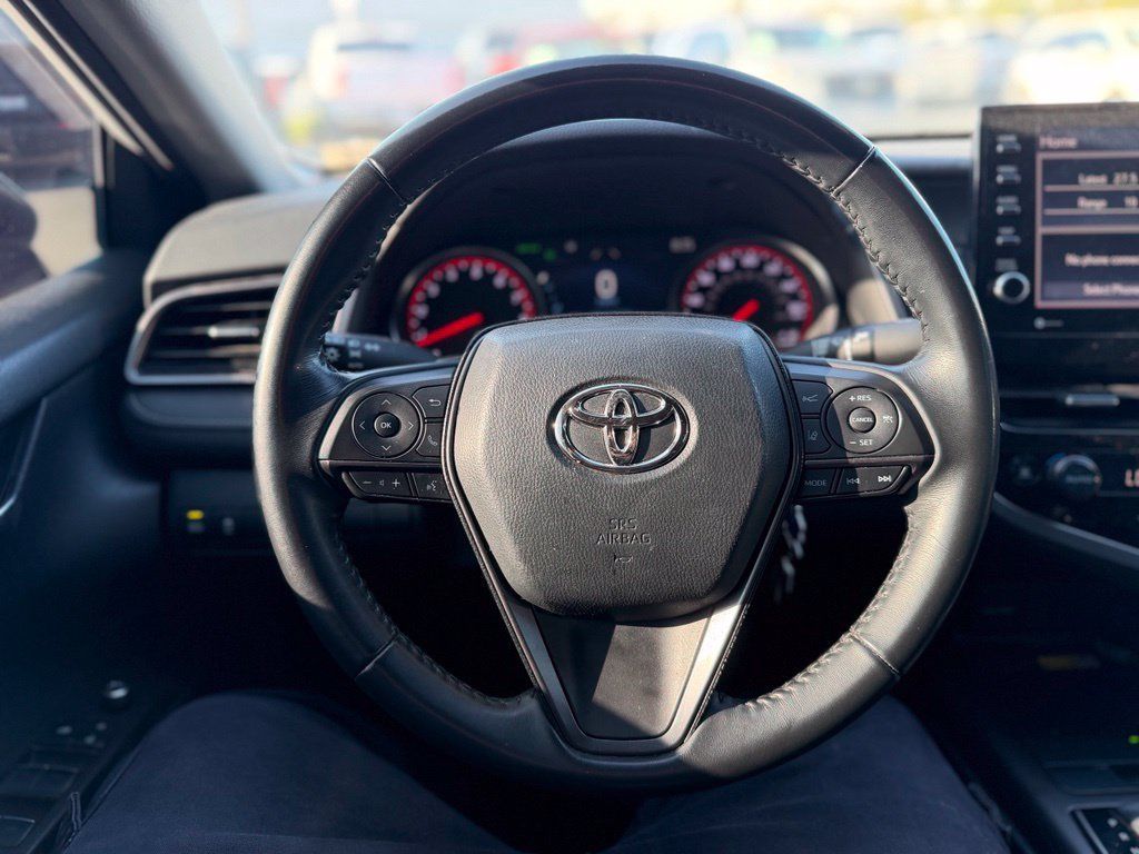Used 2023 Toyota Camry XSE FWD image 6