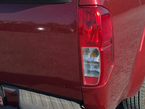 Used 2017 Nissan Frontier S RWD image 13