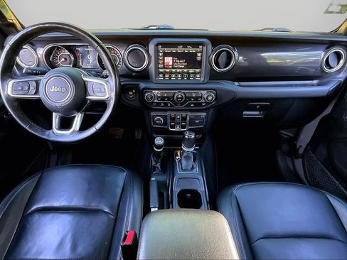 Certified 2022 Jeep Wrangler Unlimited Sahara AWD/4WD image 15