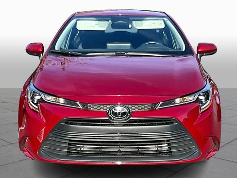 Certified 2025 Toyota Corolla LE image 3