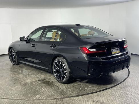 Used 2026 BMW 330i xDrive Sedan w/ M Sport Package image 5