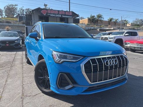 Used 2021 Audi Q3 2.0T Premium Plus w/ Premium Plus Package AWD/4WD image 2