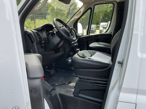 Used 2022 RAM ProMaster 2500 FWD image 5