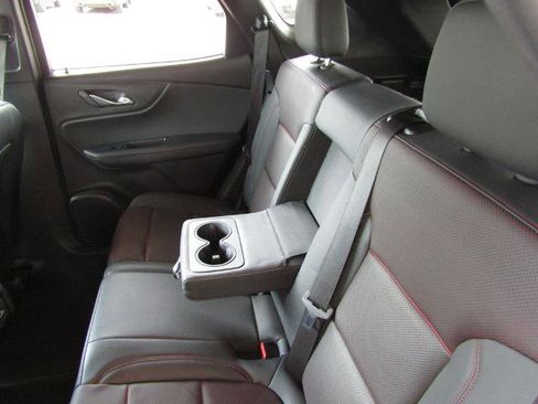 Used 2025 Chevrolet Blazer RS AWD/4WD image 35