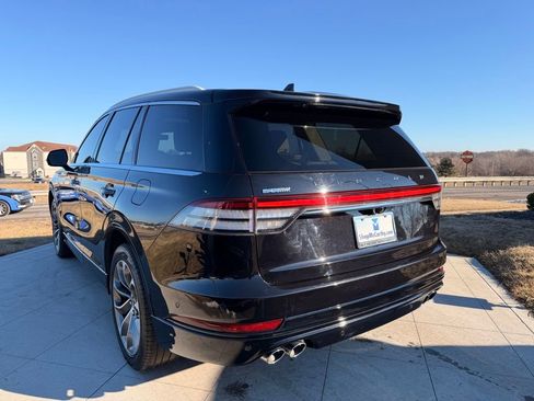 Used 2023 Lincoln Aviator Grand Touring w/ Equipment Group 301A image 3
