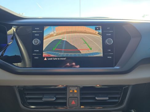 Used 2023 Volkswagen Taos SE image 14