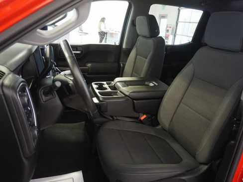 Used 2020 Chevrolet Silverado 1500 RST w/ All-Star Edition image 17