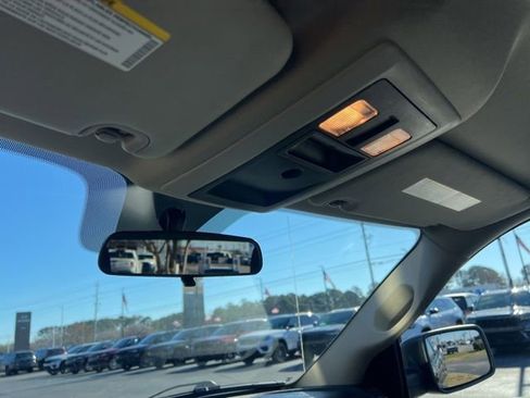 Used 2024 RAM 1500 Classic SLT image 15