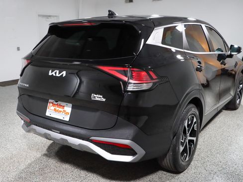 Used 2024 Kia Sportage EX FWD image 7