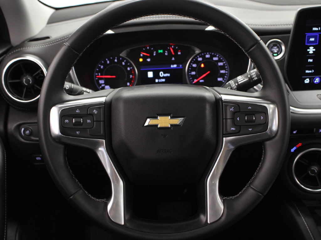 Used 2024 Chevrolet Blazer LT w/ Sound & Technology Package FWD image 23