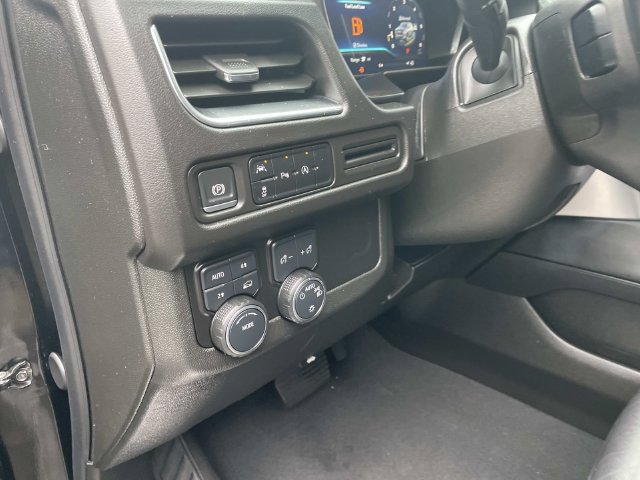 Used 2024 Chevrolet Tahoe LT AWD/4WD image 24