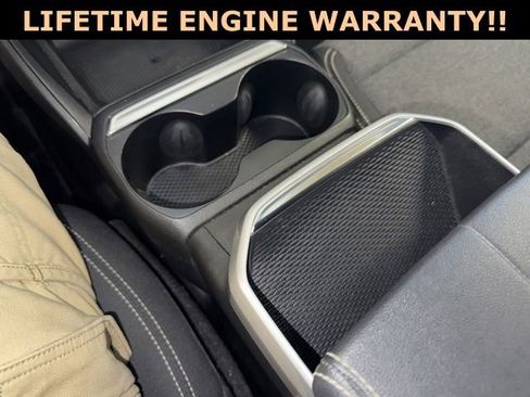 Used 2025 GMC Terrain Elevation image 22