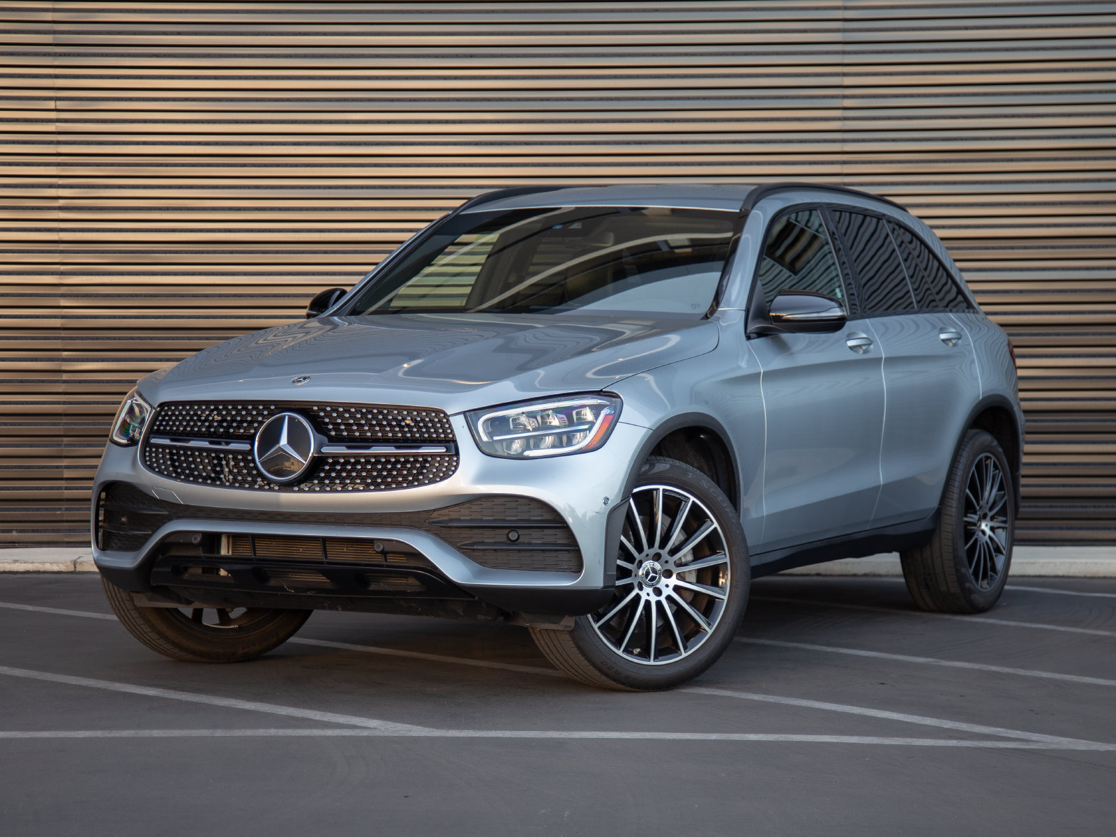 Used 2022 Mercedes-Benz GLC 300 image 1