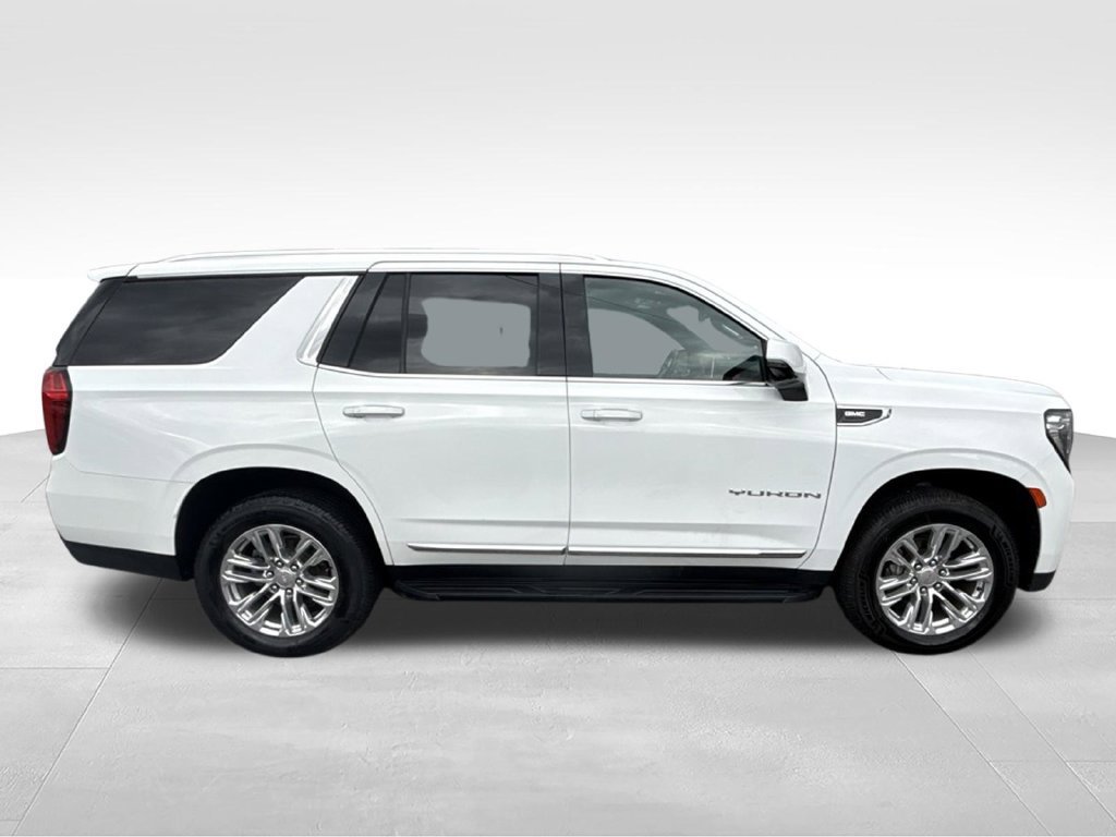 Used 2021 GMC Yukon SLT AWD/4WD image 2