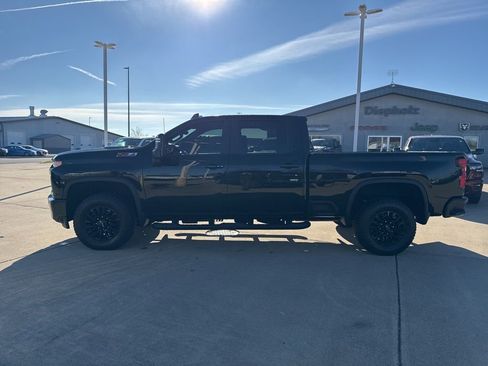 Used 2021 Chevrolet Silverado 2500 LTZ w/ LTZ Plus Package image 4