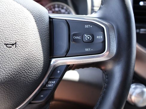 Used 2023 RAM 1500 Laramie AWD/4WD image 27