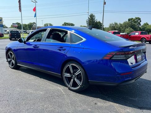 Used 2024 Honda Accord Sport image 5
