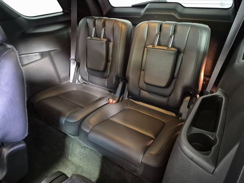 Used 2015 Ford Explorer Limited w/ Equipment Group 301A image 26