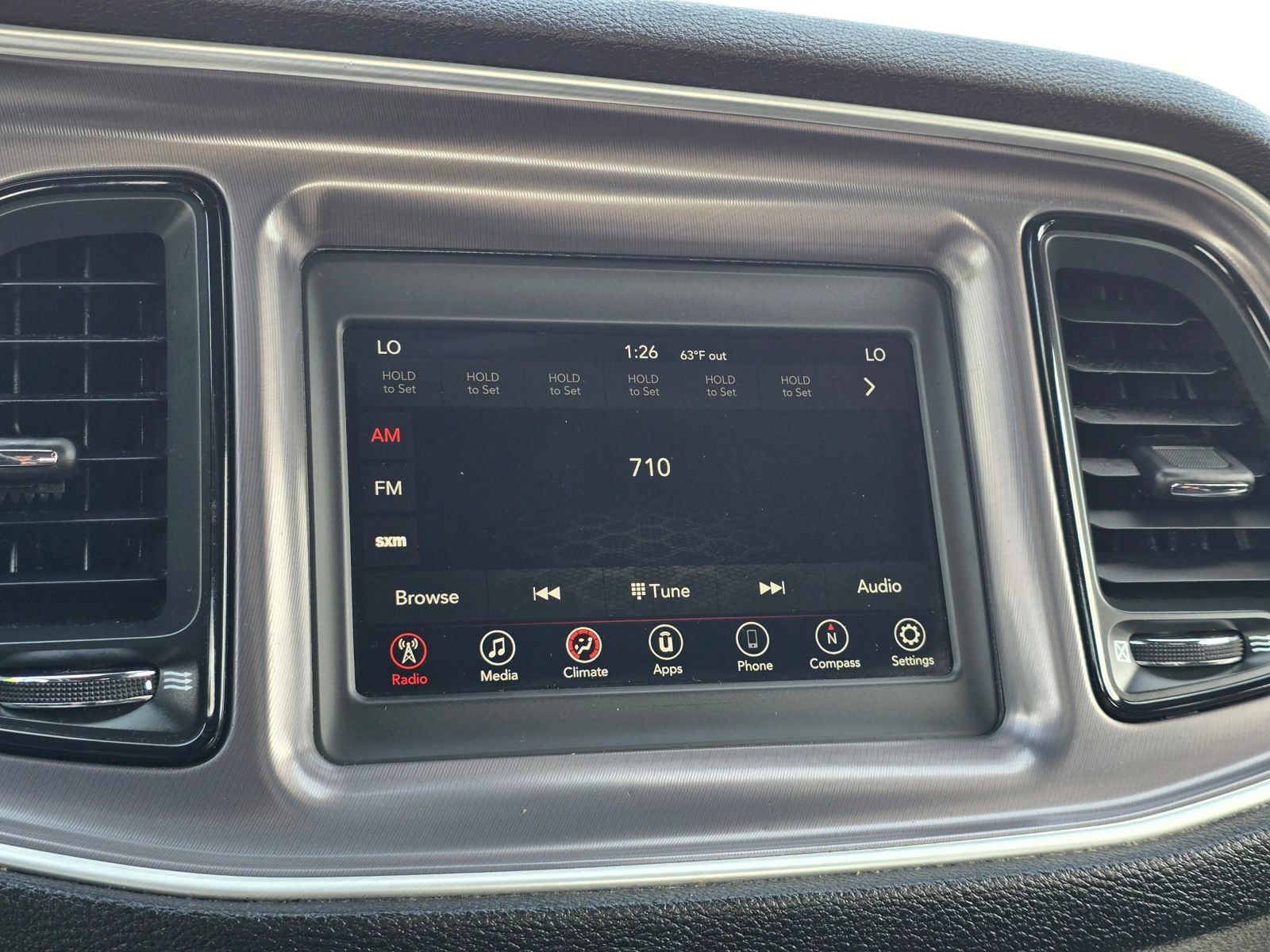 Used 2020 Dodge Challenger SXT RWD image 30
