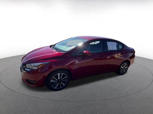 Used 2025 Nissan Versa SV image 7