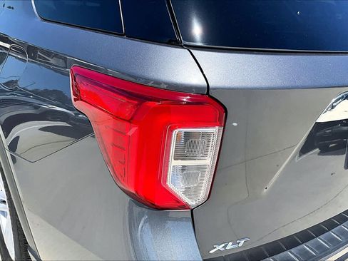 Used 2023 Ford Explorer XLT w/ Equipment Group 202A RWD image 28