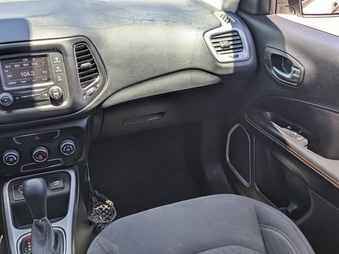 Used 2018 Jeep Compass Sport image 17