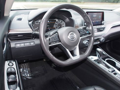 Used 2022 Nissan Altima 2.5 SL image 15