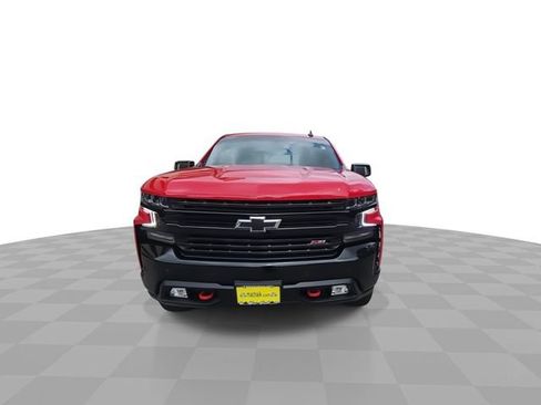Used 2021 Chevrolet Silverado 1500 LT Trail Boss w/ Convenience Package II image 3