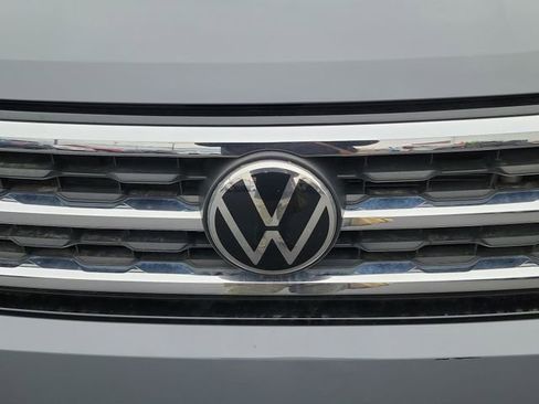 Used 2022 Volkswagen Atlas Cross Sport SEL R-Line image 30