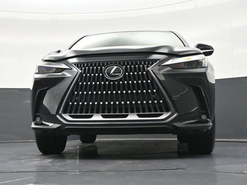 Used 2025 Lexus NX 250 FWD w/ Accessory Package (K3) image 31