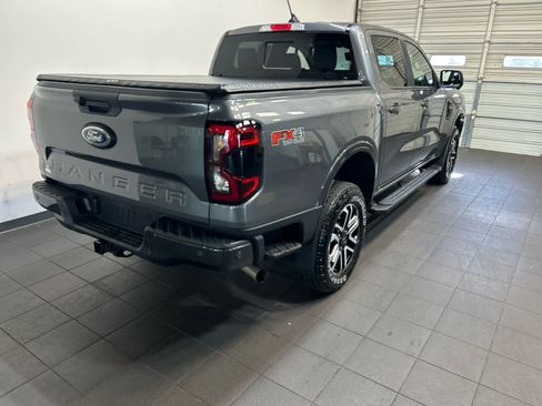 Used 2024 Ford Ranger Lariat w/ FX4 Off-Road Package AWD/4WD image 3