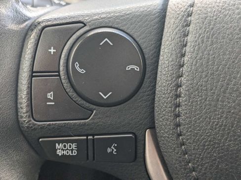 Used 2016 Toyota RAV4 Limited AWD/4WD image 31