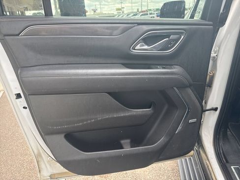Used 2021 GMC Yukon XL AT4 w/ AT4 Premium Package AWD/4WD image 13