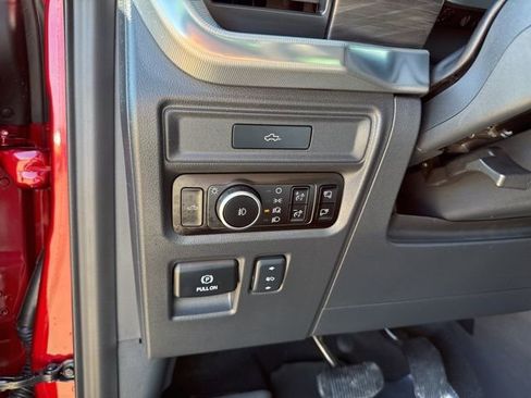 Used 2026 Ford F150 Lariat w/ Equipment Group 502A High image 27