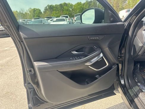 Used 2020 Jaguar E-PACE R-Dynamic SE image 24