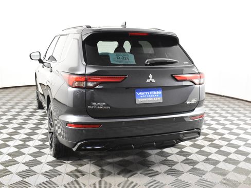 Used 2025 Mitsubishi Outlander SEL Black Edition image 7