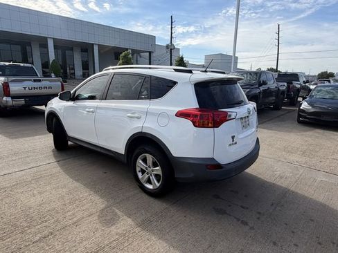 Used 2014 Toyota RAV4 XLE image 3